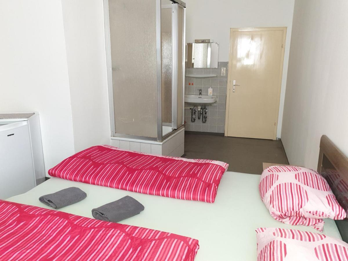 Hotel Pension Engel Pfullendorf Zewnętrze zdjęcie