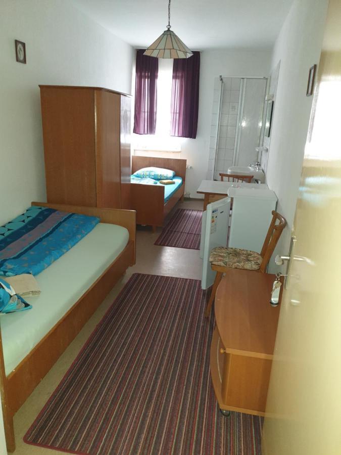 Hotel Pension Engel Pfullendorf Zewnętrze zdjęcie